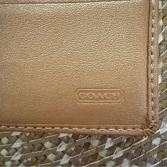 Coach Wallet - Picture 13 of 14